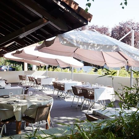 Logis Des Trois Massifs Hotel Claix  Exterior photo