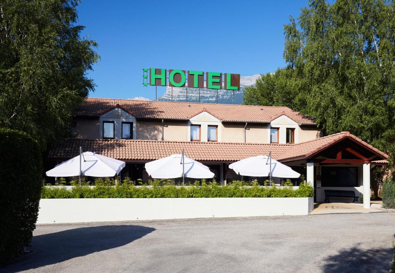 Logis Des Trois Massifs Hotel Claix  Exterior photo
