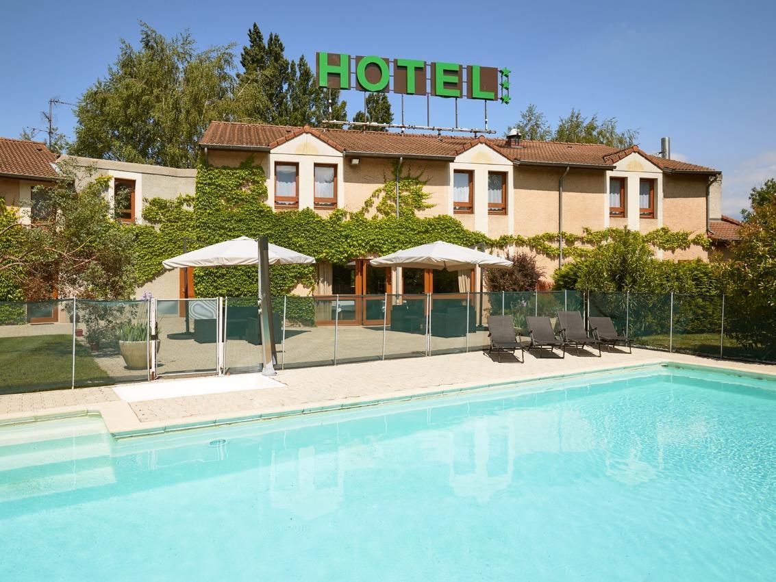 Logis Des Trois Massifs Hotel Claix  Exterior photo
